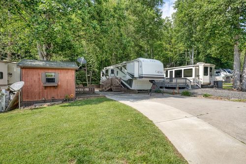 28 Destination Dr, Blairsville, GA, 30512-7217 | Card Image