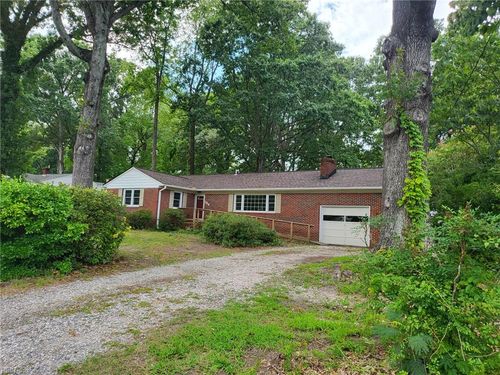 104 Bell Hill Dr, Yorktown, VA, 23692-2126 | Card Image