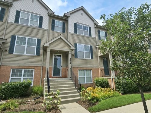 208 Wildflower St, Des Plaines, IL, 60016-3485 | Card Image