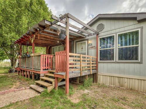 105802 S Parkwood Meadows Dr, Mcloud, OK, 74851-9683 | Card Image