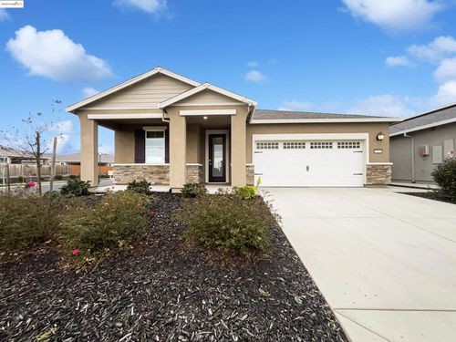 2211 Reunion Ln, Rio Vista, CA, 94571-2320 | Card Image