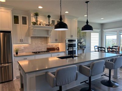 Large Kitchen Island | Image 2