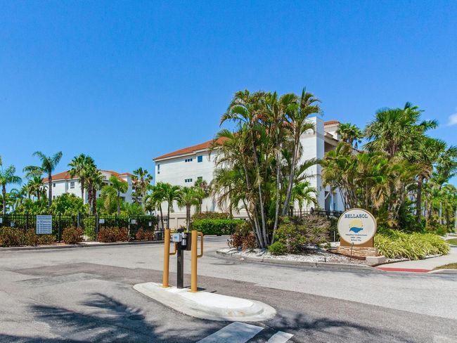 UNIT-202 - 1042 Bellasol Way, Condo with 3 bedrooms, 4 bathrooms and null parking in Apollo Beach FL | Image 82