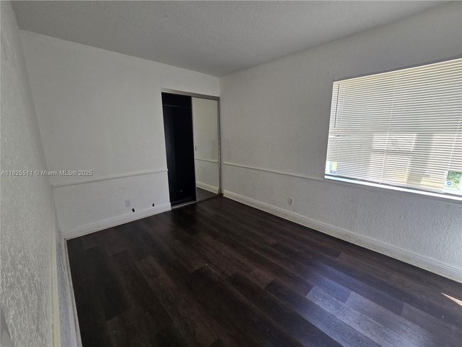 9-C - 5623 21 St St, Condo with 2 bedrooms, 2 bathrooms and null parking in Lauderhill FL | Image 5