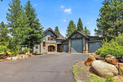 45 Shooting Star Ln, McCall, ID, 83638-5622 | Card Image