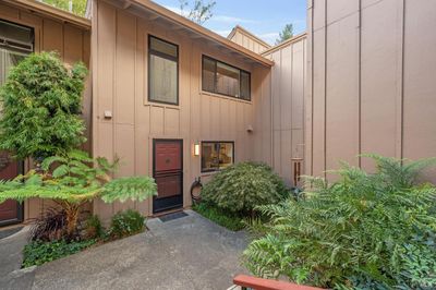 41 Flicker Dr, Townhouse with 2 bedrooms, 1 bathrooms and 2 parking in Novato CA | Image 2