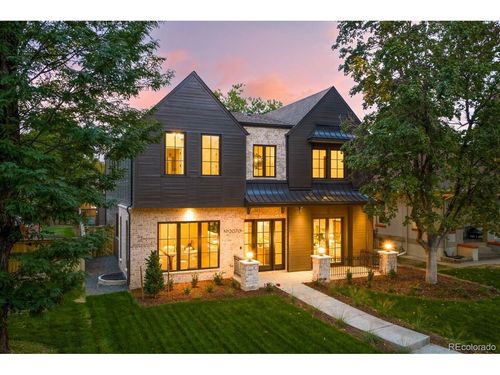 2070 S Saint Paul St, Denver, CO, 80210-3523 | Card Image