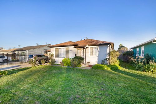 5637 44th Street, Sacramento, CA, 95824 | Card Image