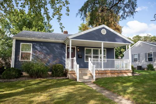 623 Ferndale St, Plymouth, IN, 46563-2207 | Card Image