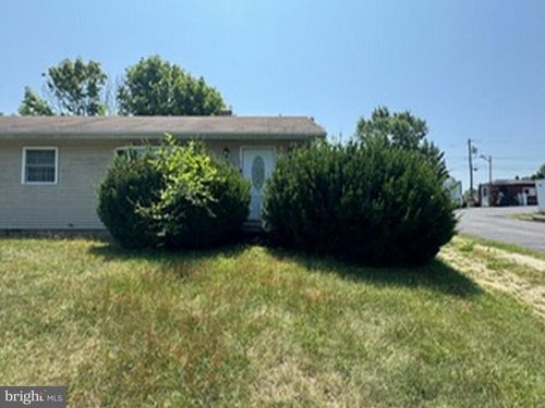 207 Lincoln Dr, CHESTERTOWN, MD, 21620-3333 | Card Image
