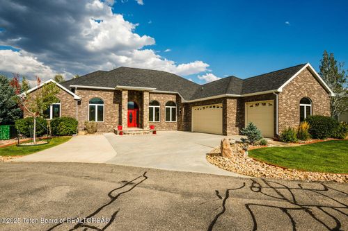 1 Carrick Ct, Sheridan, WY, 82801-8002 | Card Image