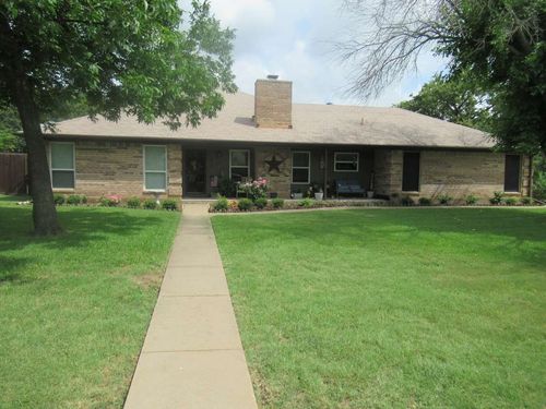 4900 Del Rio Ct, Granbury, TX, 76049-5111 | Card Image