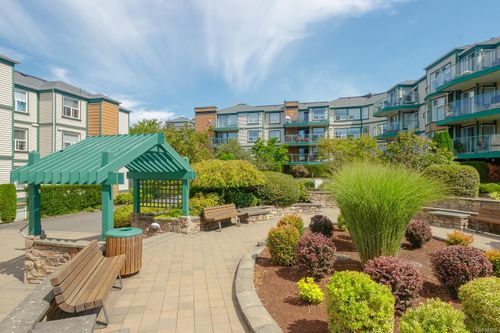 304-894 Vernon Ave, Saanich, BC, V8X2W6 | Card Image