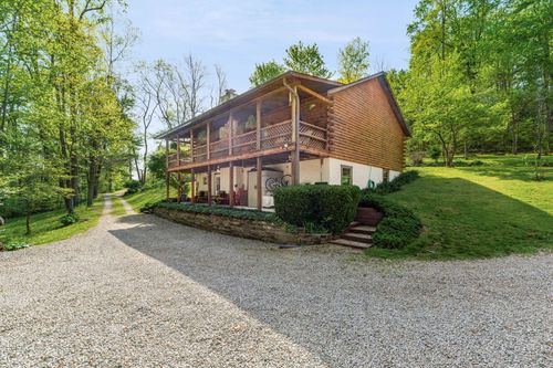31280 Anglebrook Ln, Logan, OH, 43138-8436 | Card Image