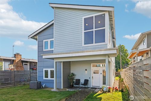 7724 16th Avenue Sw, Seattle, WA, 98106 | Card Image