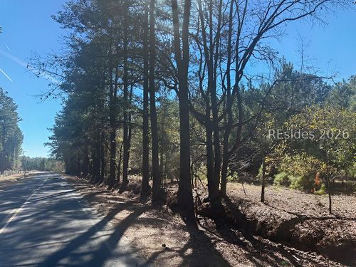 585 Bailey Mill Rd, Ridgeland, SC, 29936-4228 | Card Image