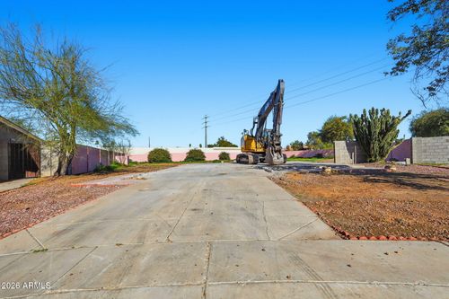 4-7106 W Sheila Ln, Phoenix, AZ, 85033-4335 | Card Image