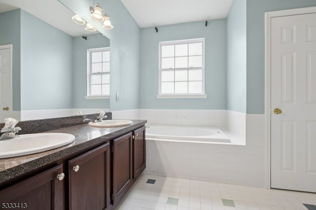 30 Stirrup Ln, House other with 3 bedrooms, 2 bathrooms and null parking in Flemington NJ | Image 17
