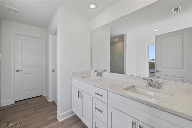 1258 Ne 40 Th St, House other with 4 bedrooms, 3 bathrooms and null parking in CAPE CORAL FL | Image 18