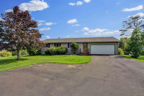 93 Dartt Settlement Rd, Wellsboro, PA, 16901-8359 | Card Image