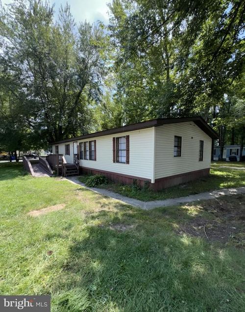 39-39 Holly Hill Dr, SMYRNA, DE, 19977-2707 | Card Image