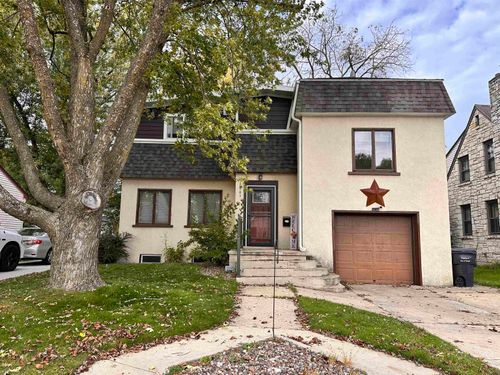 1805 Superior Ave, Tomah, WI, 54660-2745 | Card Image