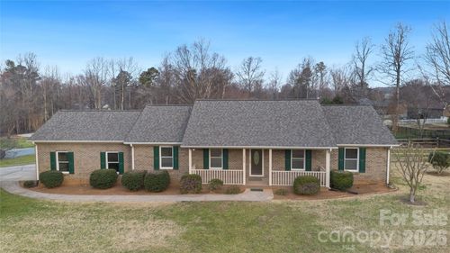 1808 Cameron Heights Cir, Denver, NC, 28037-7828 | Card Image