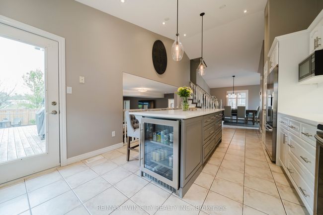 12 Schneller Crt, House other with 4 bedrooms, 3 bathrooms and 3 parking in Baden ON | Image 6