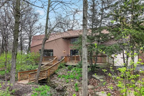 5337 Brookbank Rd, Downers Grove, IL, 60515-4509 | Card Image
