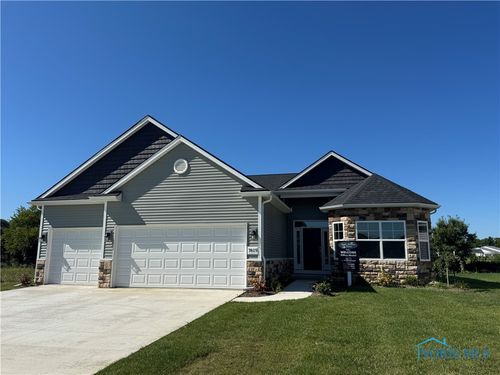 7819 Gala Dr, Holland, OH, 43528-7628 | Card Image