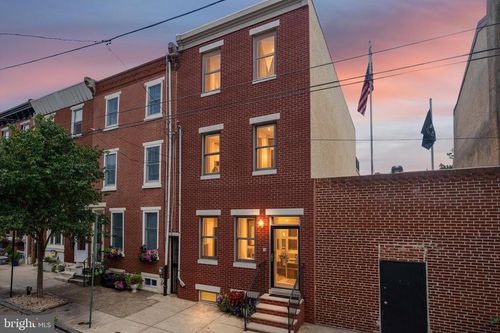 761 N 24th St, PHILADELPHIA, PA, 19130-2540 | Card Image