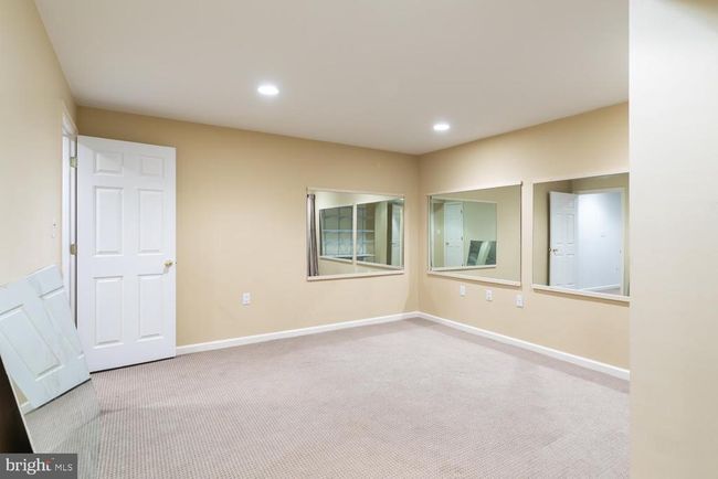 11603 Deer Forest Rd, House other with 5 bedrooms, 4 bathrooms and null parking in RESTON VA | Image 28