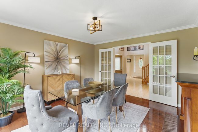 1076 Roxborough Dr, House other with 4 bedrooms, 3 bathrooms and 2 parking in Oakville ON | Image 9