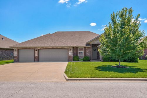 626 N Eagle Park Dr, Nixa, MO, 65714-4200 | Card Image