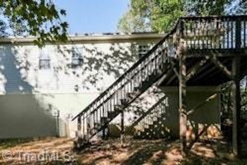 5541 Novack St, Winston-Salem, NC, 27105-1731 | Card Image