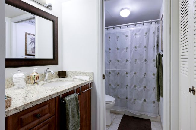 APT-104 - 7626 Tahiti Ln, Condo with 2 bedrooms, 2 bathrooms and null parking in Lake Worth FL | Image 7