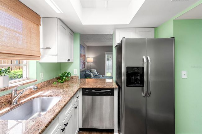 Raised Kitchen Ceiling | Image 12