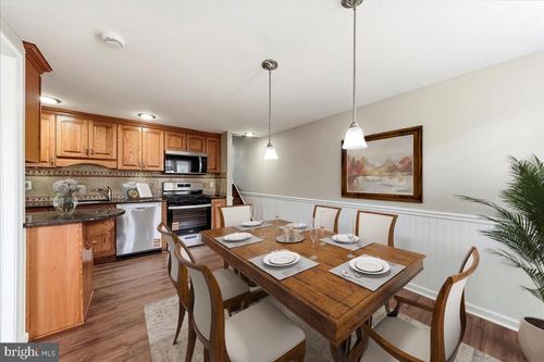 159 Chadwick Ave, MARCUS HOOK, PA, 19061-4310 | Card Image