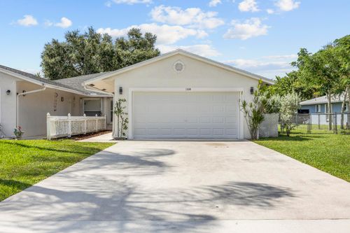b-136 Sparrow Dr, Royal Palm Beach, FL, 33411-5012 | Card Image