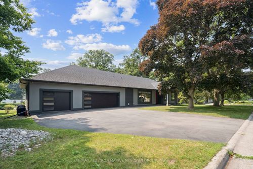 1 Gaywood Gdns, Brantford, ON, N3T5J7 | Card Image