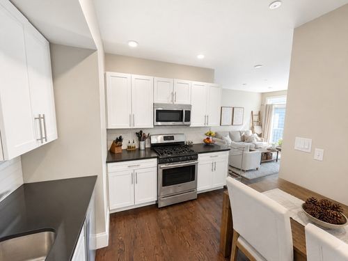 1-154 Gold St, Boston, MA, 02127-4710 | Card Image