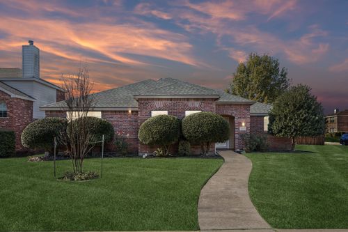 1421 Heather Ridge Dr, Lancaster, TX, 75146-1196 | Card Image