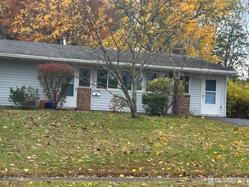 22 Richford Rd, KENDALL PARK, NJ, 08824-1108 | Card Image