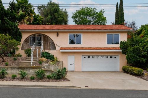 8231 Roy St, Lemon Grove, CA, 91945 | Card Image