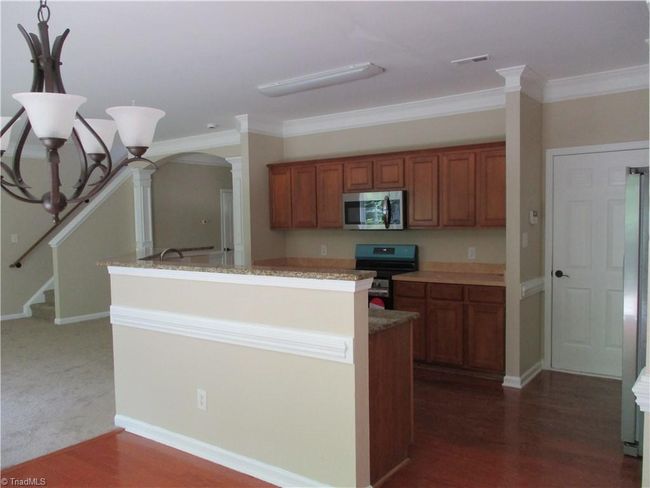 917 Avalon Acres Ln, House other with 3 bedrooms, 3 bathrooms and null parking in High Point NC | Image 31