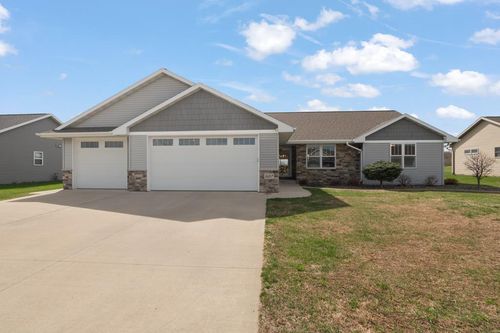1657 Red Oak Street, Howard, WI, 54313 | Card Image