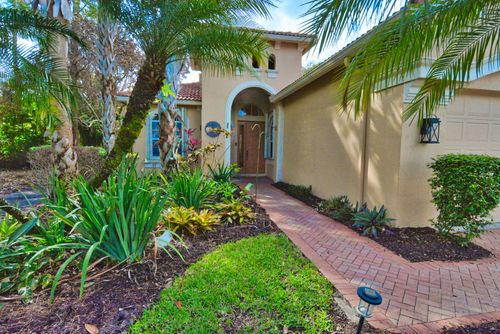 9005 Pumpkin Rdg, Port St. Lucie, FL, 34986-3337 | Card Image
