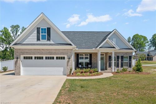 110 Owl Ln, Winston-Salem, NC, 27127-9264 | Card Image