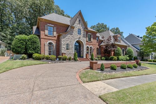 7574 Tagg Dr, Germantown, TN, 38138-5827 | Card Image