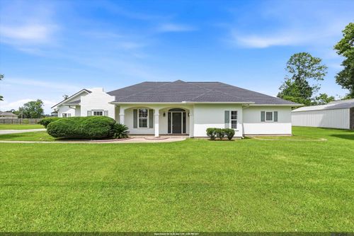 14377 Lazy Oaks Dr, Gonzales, LA, 70737-8906 | Card Image